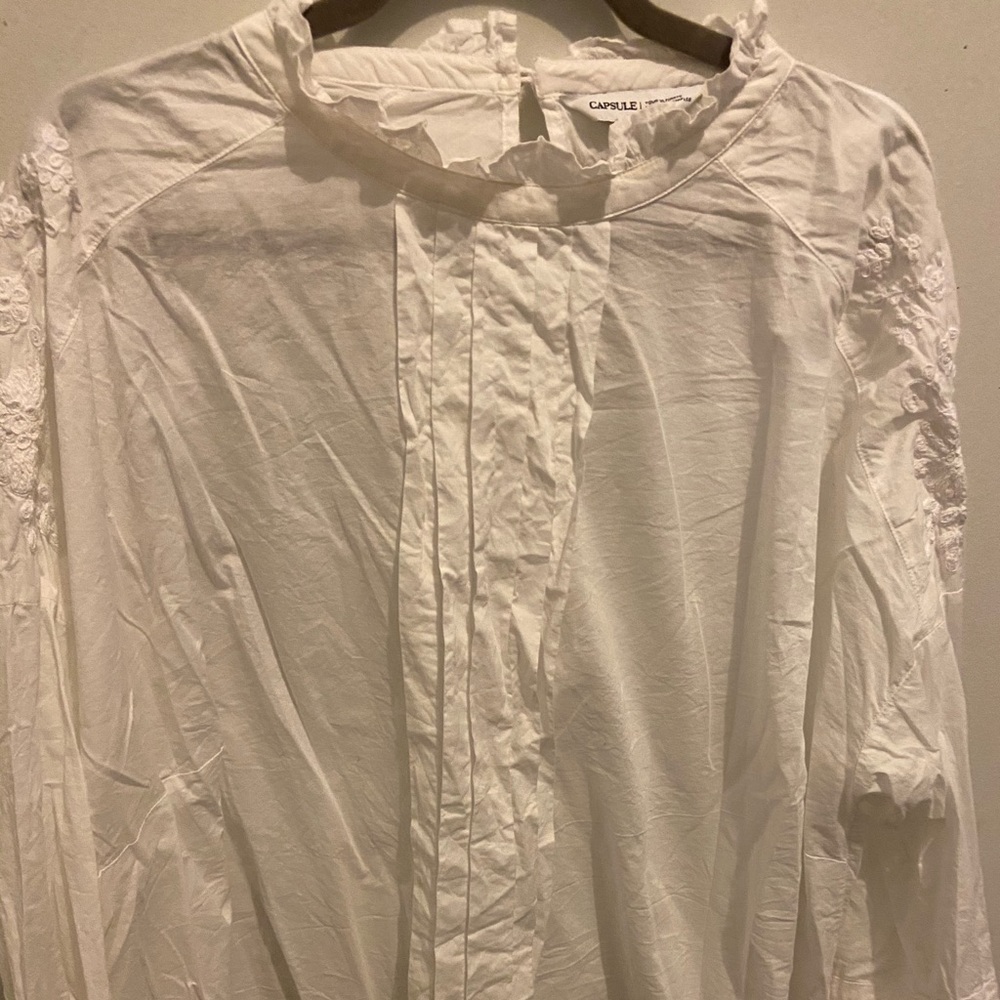Long sleeve white blouse